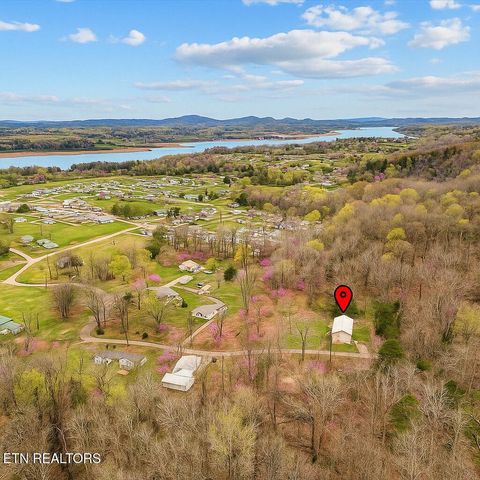 179 Berry Drive, Mooresburg, TN 37811
