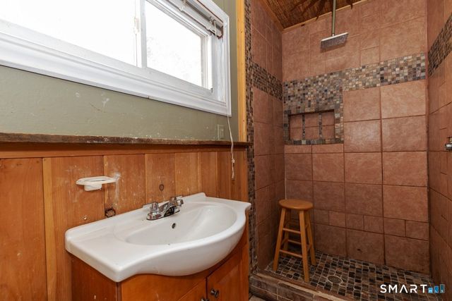 50 Selden Street, Windham, CT 06226