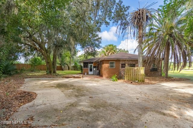 3412 RIBAULT SCENIC Drive, Jacksonville, FL 32208