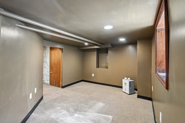 3308 Wesley Avenue, Berwyn, IL 60402