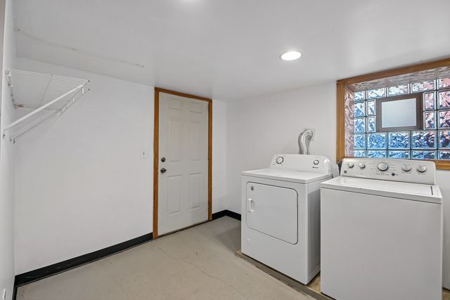 3308 Wesley Avenue, Berwyn, IL 60402