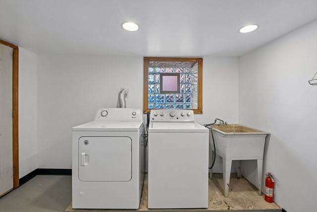 3308 Wesley Avenue, Berwyn, IL 60402