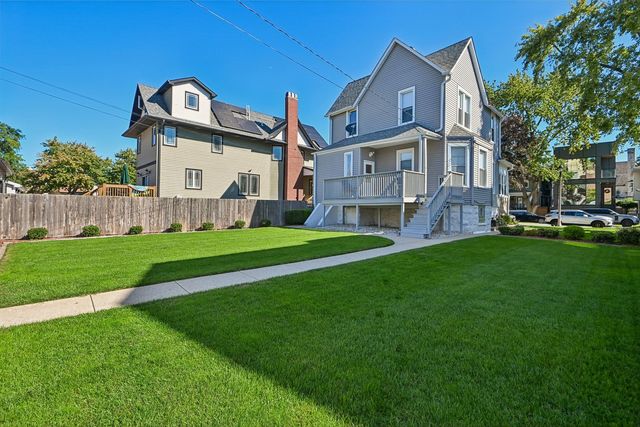 3308 Wesley Avenue, Berwyn, IL 60402