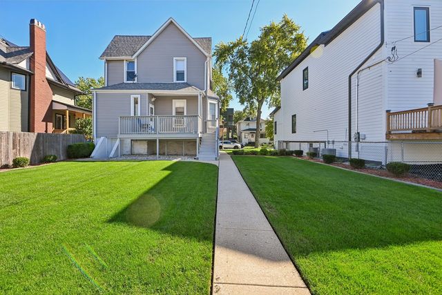 3308 Wesley Avenue, Berwyn, IL 60402
