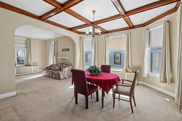 3308 Wesley Avenue, Berwyn, IL 60402