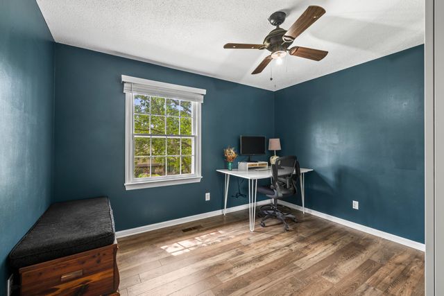 6719 Moss Lake Drive, Hixson, TN 37343