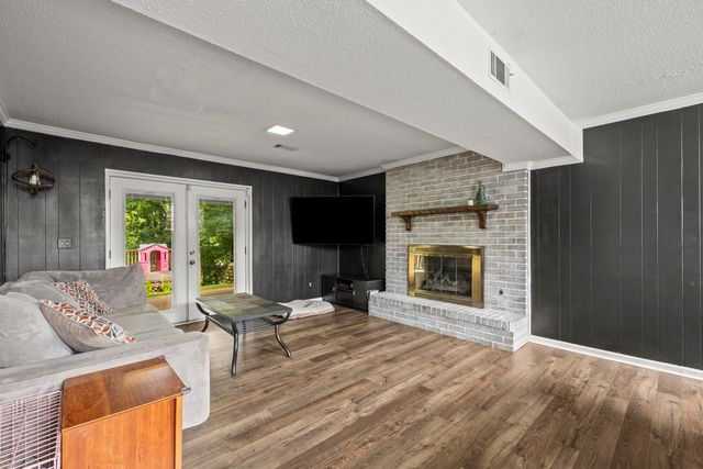 6719 Moss Lake Drive, Hixson, TN 37343