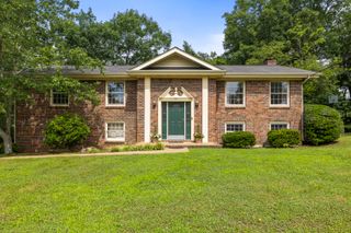 6719 Moss Lake Drive, Hixson, TN 37343