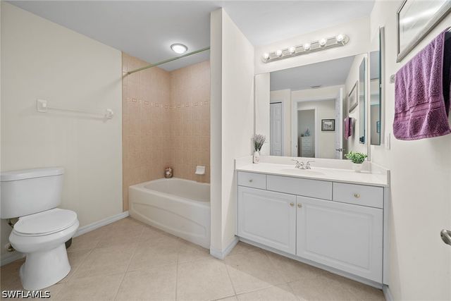 3924 Forest Glen BLVD 102, Naples, FL 34114