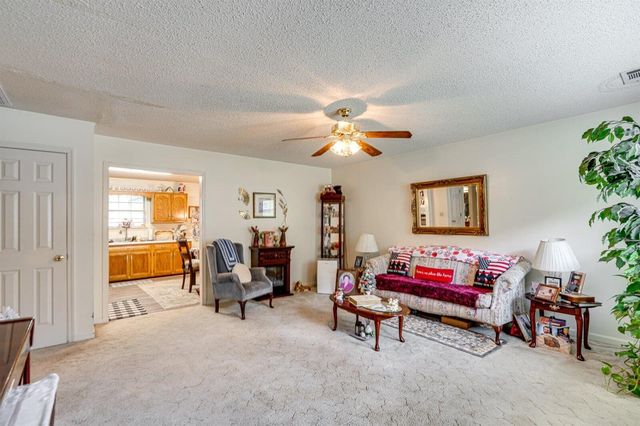 92 Sue Lane, Ringgold, GA 30736