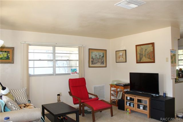 20 S Osceola Street, Beverly Hills, FL 34465