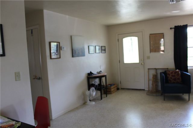 20 S Osceola Street, Beverly Hills, FL 34465
