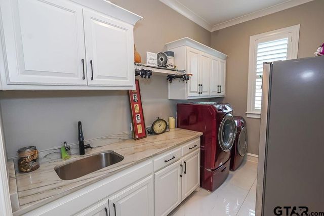 7521 Northlake Dr., Tyler, TX 75703