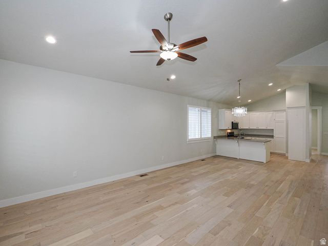 10673 S BRIDLEWOOD LN, Sandy, UT 84092