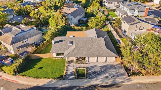 8390 Cliffridge, La Jolla, CA 92037