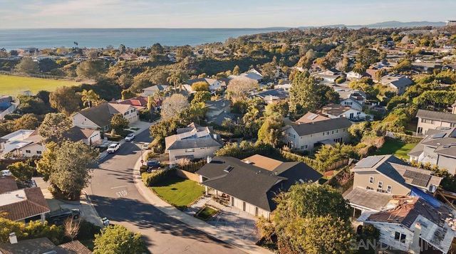 8390 Cliffridge, La Jolla, CA 92037