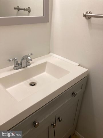 4326 ROLLING STONE WAY, Alexandria, VA 22306