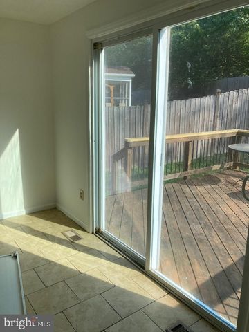 4326 ROLLING STONE WAY, Alexandria, VA 22306