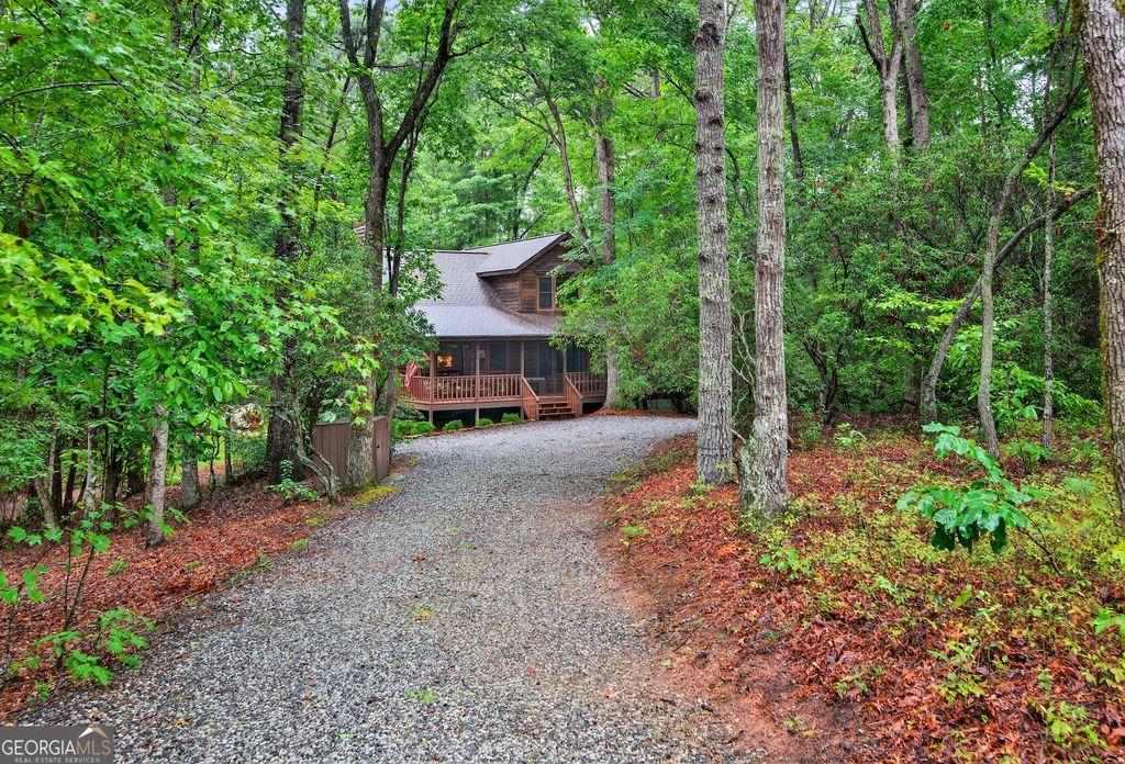 141 Enota Drive, Sautee Nacoochee, GA 30571
