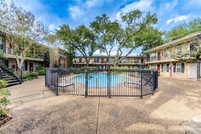 3224 Timmons Lane 155, Houston, TX 77027