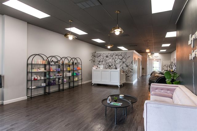 276 E Michigan Avenue, Kalamazoo, MI 49007