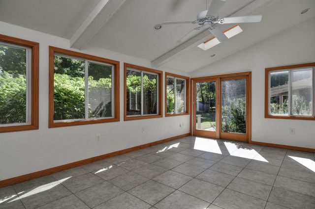 46 Donnelly Dr, Dover, MA 02030