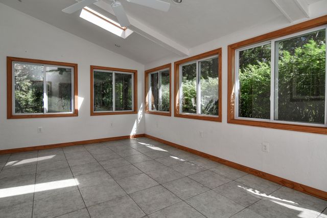 46 Donnelly Dr, Dover, MA 02030