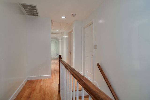 46 Donnelly Dr, Dover, MA 02030
