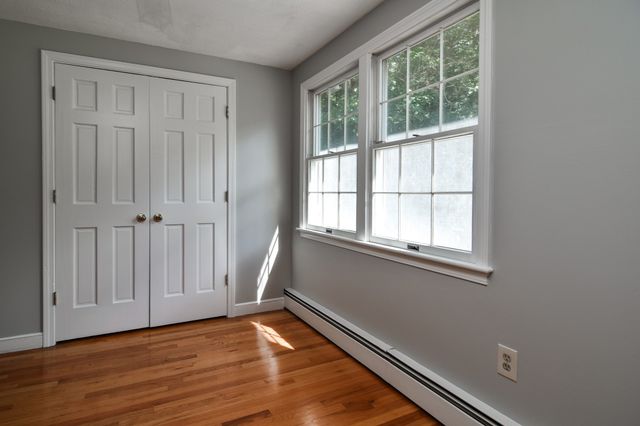 46 Donnelly Dr, Dover, MA 02030