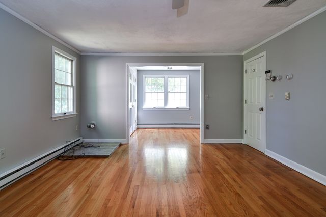 46 Donnelly Dr, Dover, MA 02030