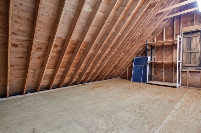 46 Donnelly Dr, Dover, MA 02030