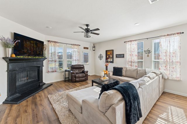 772 Brookside Drive, Springtown, TX 76082