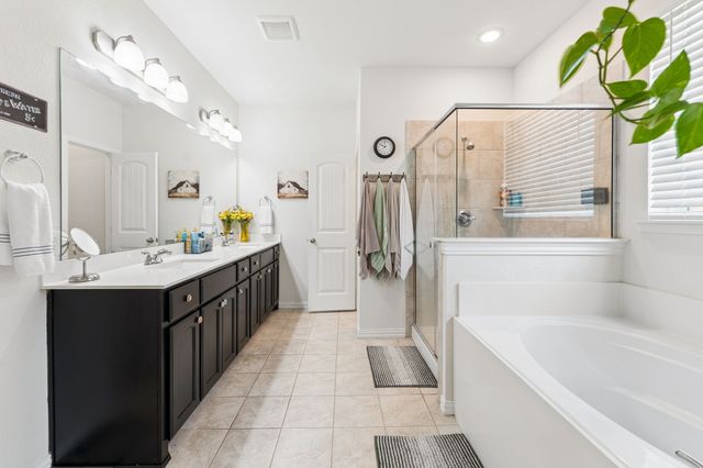 772 Brookside Drive, Springtown, TX 76082