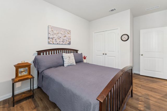 772 Brookside Drive, Springtown, TX 76082