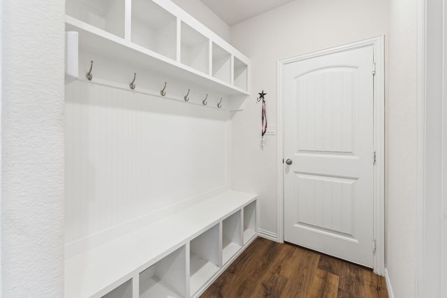 772 Brookside Drive, Springtown, TX 76082