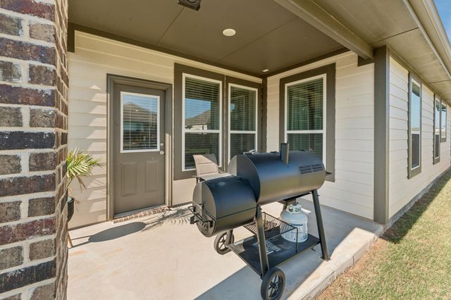 772 Brookside Drive, Springtown, TX 76082