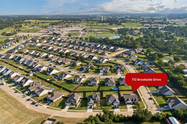 772 Brookside Drive, Springtown, TX 76082