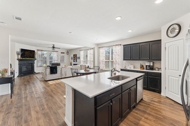 772 Brookside Drive, Springtown, TX 76082