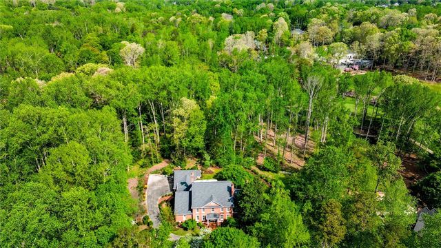 1807 Devenger Road, Greer, SC 29650