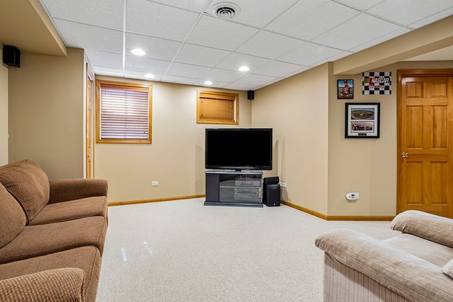 3204 Hickory Creek Drive, New Lenox, IL 60451