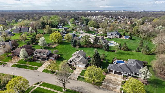 3204 Hickory Creek Drive, New Lenox, IL 60451