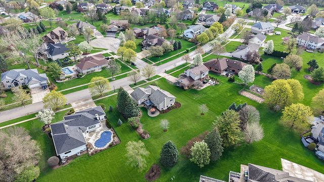3204 Hickory Creek Drive, New Lenox, IL 60451