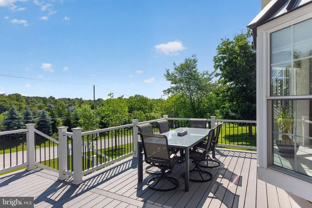 2903 TANGLEWOOD LN, Norristown, PA 19403