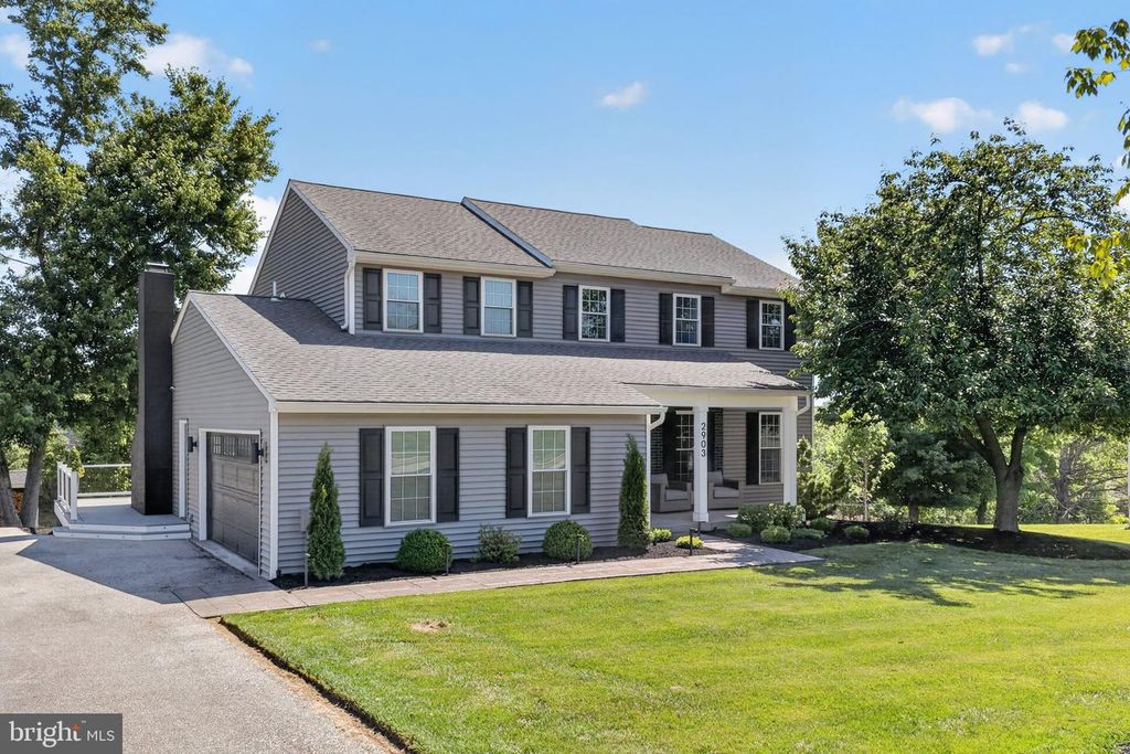 2903 TANGLEWOOD LN, Norristown, PA 19403