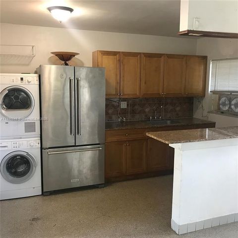 3477 NE 13, Oakland Park, FL 33334