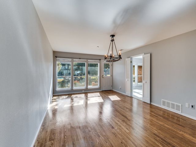 2814 Augusta Lane, Arlington, TX 76012