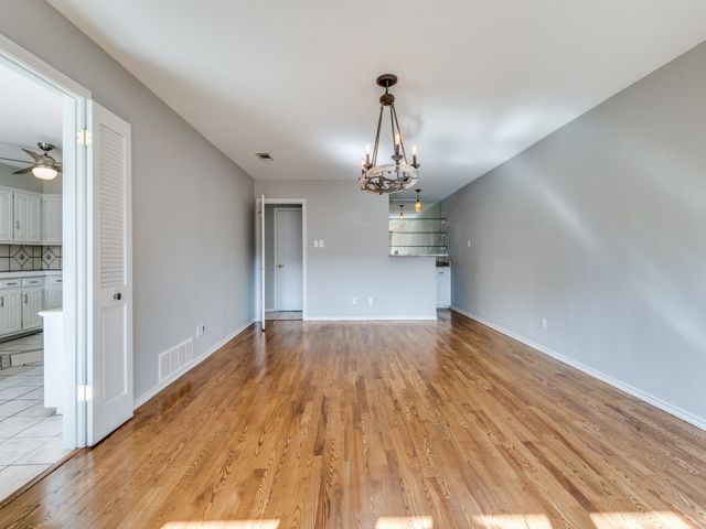 2814 Augusta Lane, Arlington, TX 76012