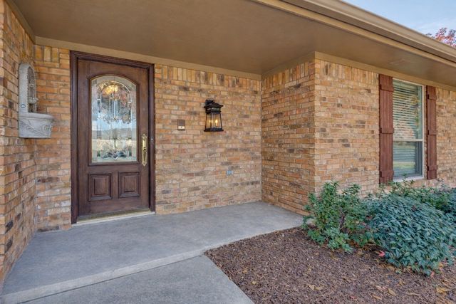 2814 Augusta Lane, Arlington, TX 76012