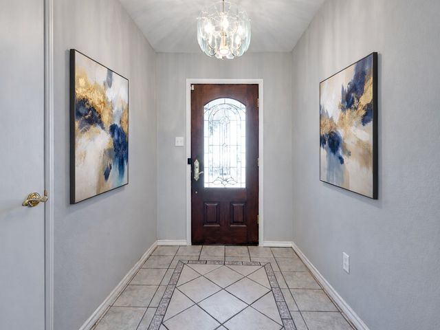 2814 Augusta Lane, Arlington, TX 76012