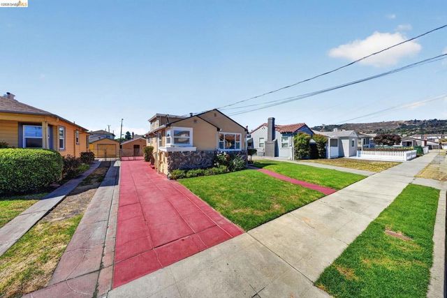 2327 Maywood Ave, Oakland, CA 94605